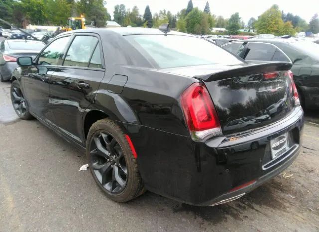 Photo 2 VIN: 2C3CCABT5PH613906 - CHRYSLER 300 