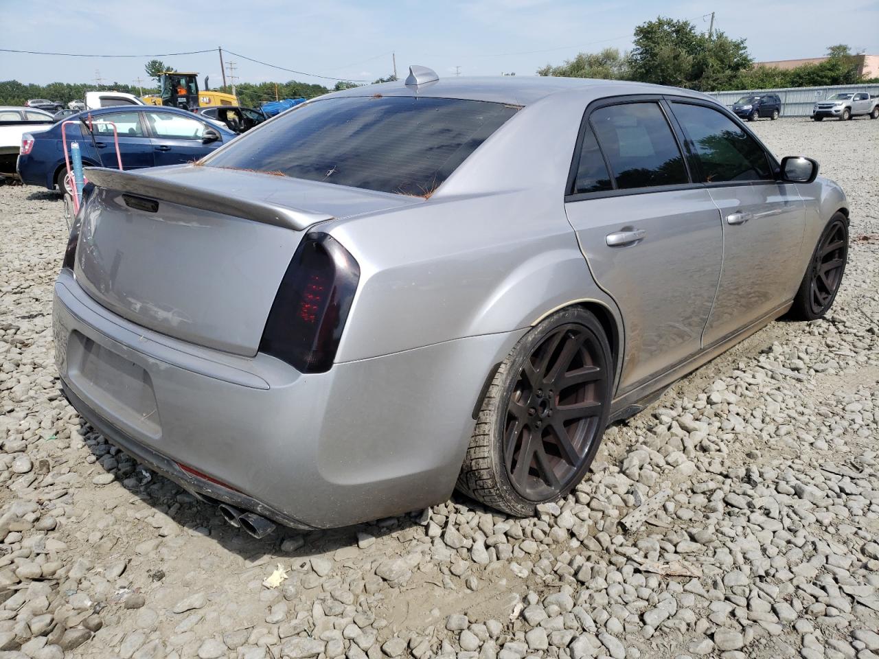 Photo 2 VIN: 2C3CCABT6FH743451 - CHRYSLER 300 