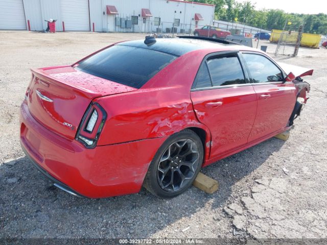 Photo 3 VIN: 2C3CCABT6FH786803 - CHRYSLER 300 