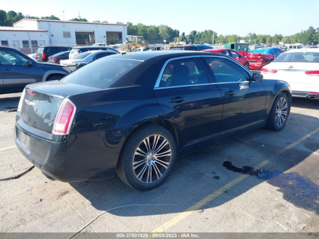 Photo 3 VIN: 2C3CCABT7EH180960 - CHRYSLER 300 