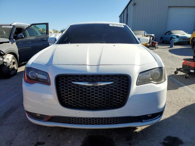 Photo 4 VIN: 2C3CCABT7FH881869 - CHRYSLER 300 