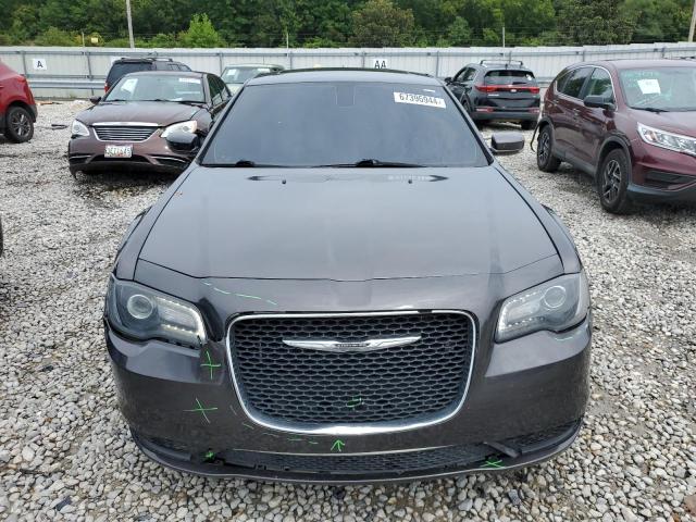 Photo 4 VIN: 2C3CCABT9JH308237 - CHRYSLER 300 S 