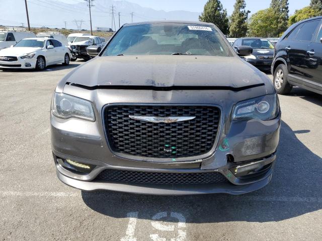 Photo 4 VIN: 2C3CCABTXJH148837 - CHRYSLER 300 