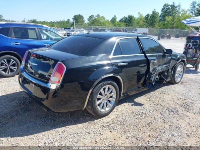 Photo 3 VIN: 2C3CCACG0CH311225 - CHRYSLER 300 