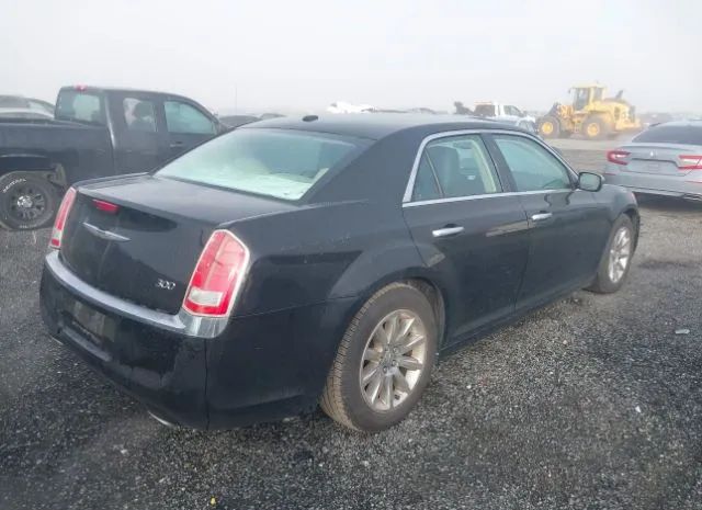 Photo 3 VIN: 2C3CCACG1CH165255 - CHRYSLER 300 