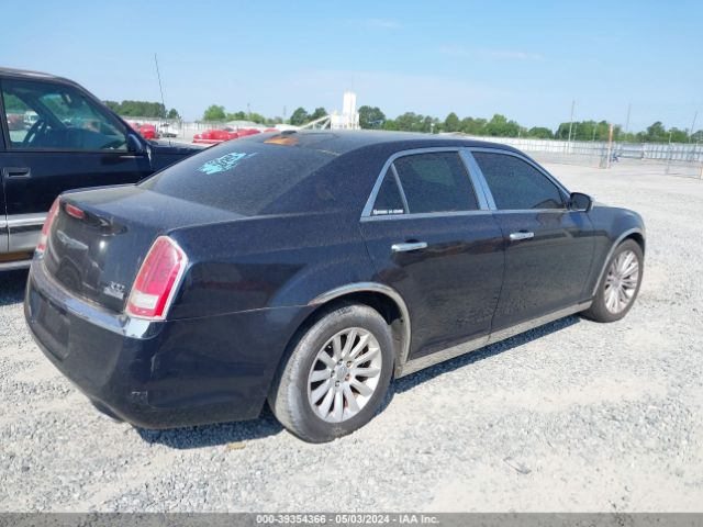 Photo 3 VIN: 2C3CCACG1CH167104 - CHRYSLER 300 