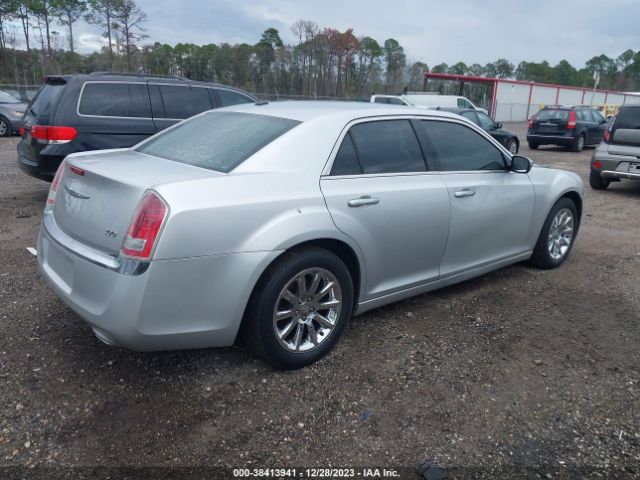 Photo 3 VIN: 2C3CCACG2CH288692 - CHRYSLER 300 