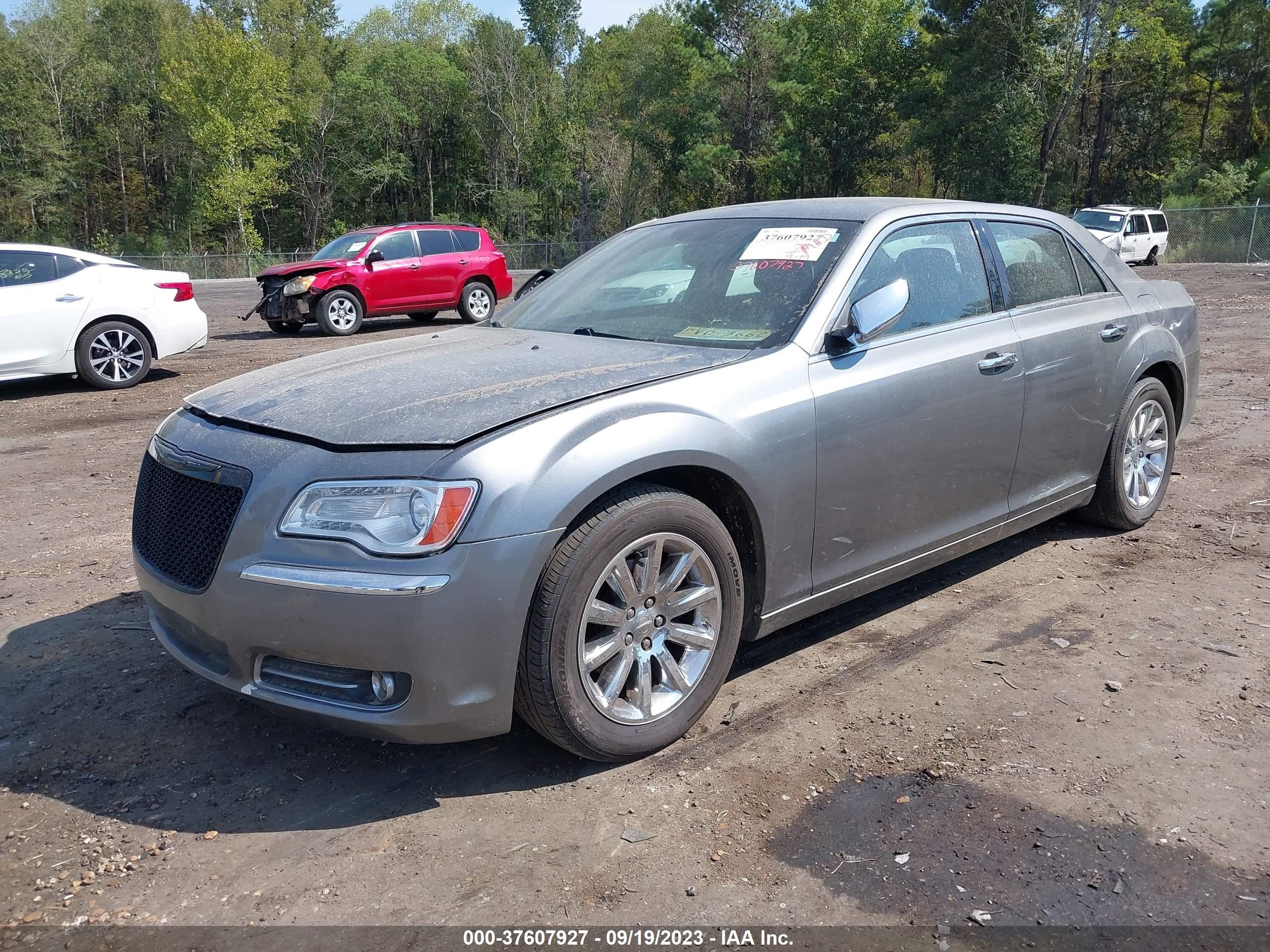 Photo 1 VIN: 2C3CCACG4CH265916 - CHRYSLER 300 