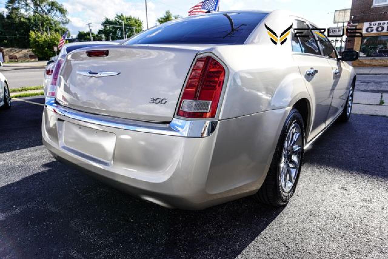 Photo 9 VIN: 2C3CCACG4CH285146 - CHRYSLER 300 