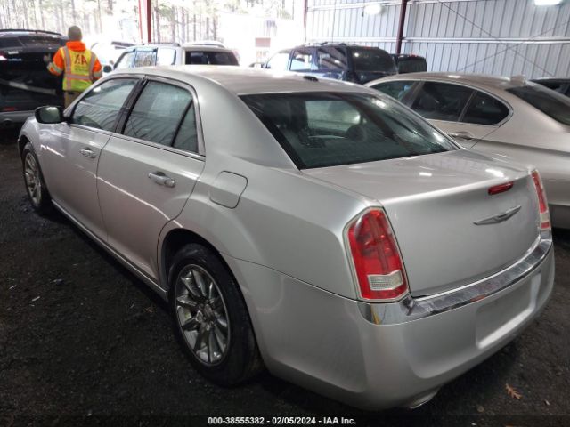 Photo 2 VIN: 2C3CCACG6CH213039 - CHRYSLER 300 