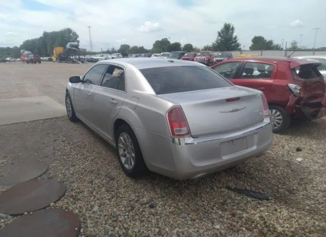 Photo 2 VIN: 2C3CCACG7CH288543 - CHRYSLER 300 