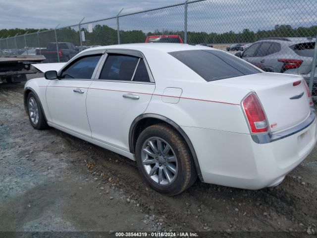 Photo 2 VIN: 2C3CCACG7CH310573 - CHRYSLER 300 