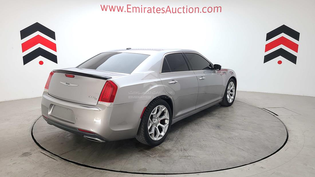 Photo 11 VIN: 2C3CCACG8FH779384 - CHRYSLER 300 