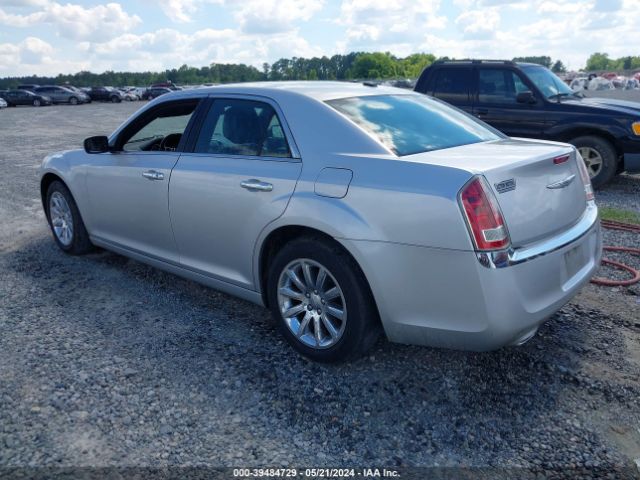 Photo 2 VIN: 2C3CCACG9CH216565 - CHRYSLER 300 