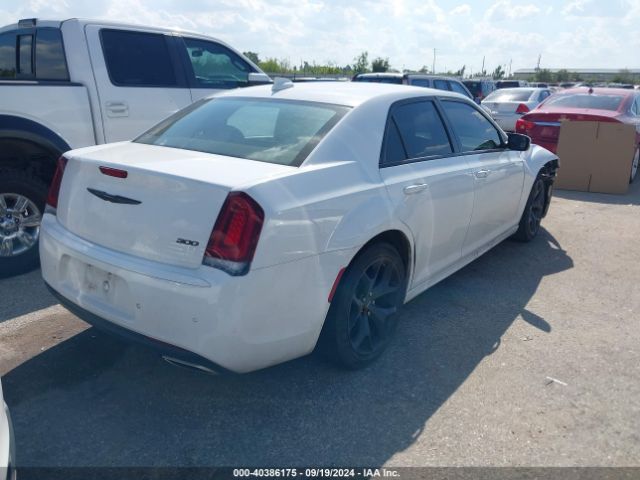 Photo 3 VIN: 2C3CCADG1NH134458 - CHRYSLER 300 