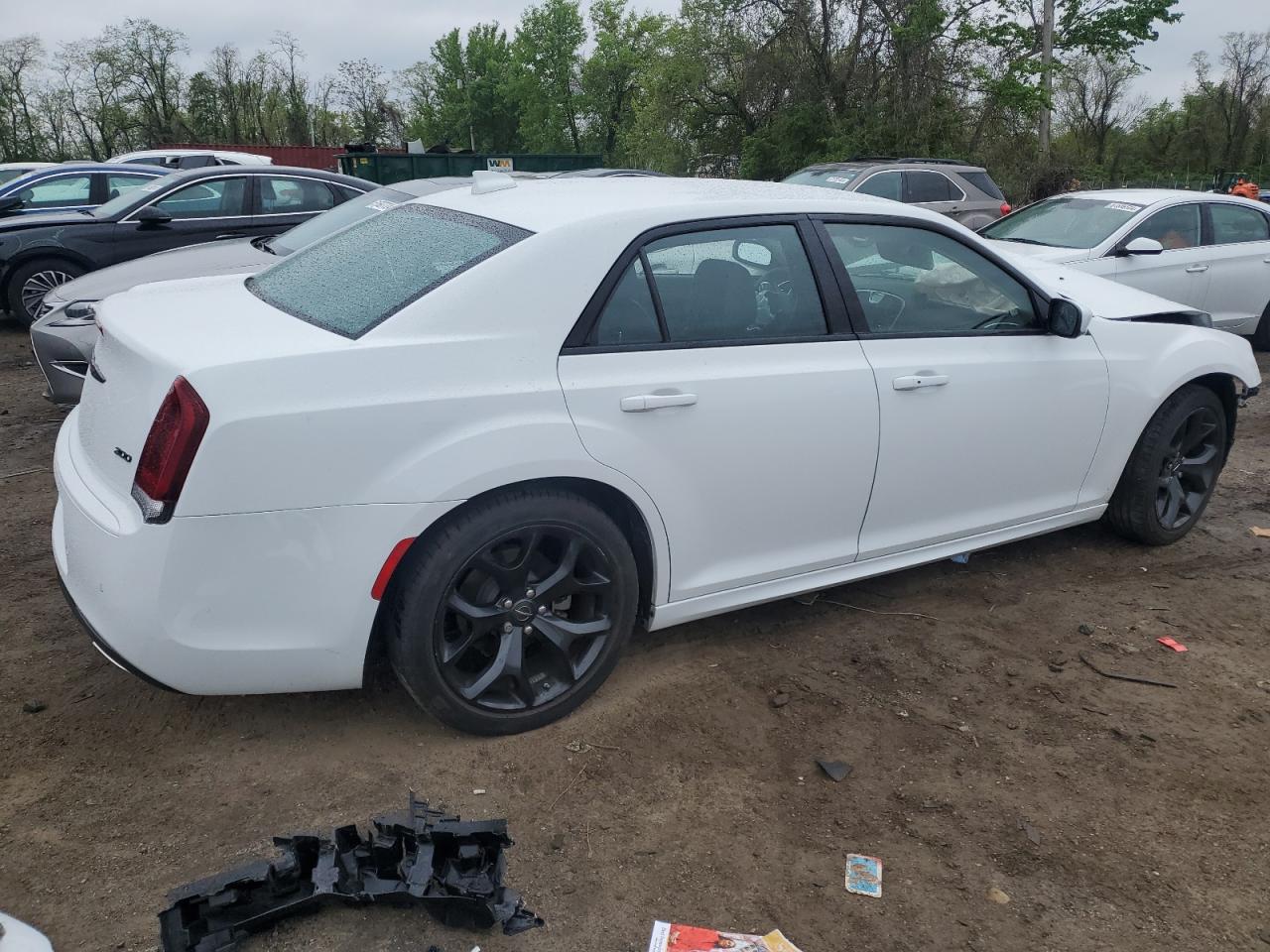 Photo 2 VIN: 2C3CCADG7NH209860 - CHRYSLER 300 