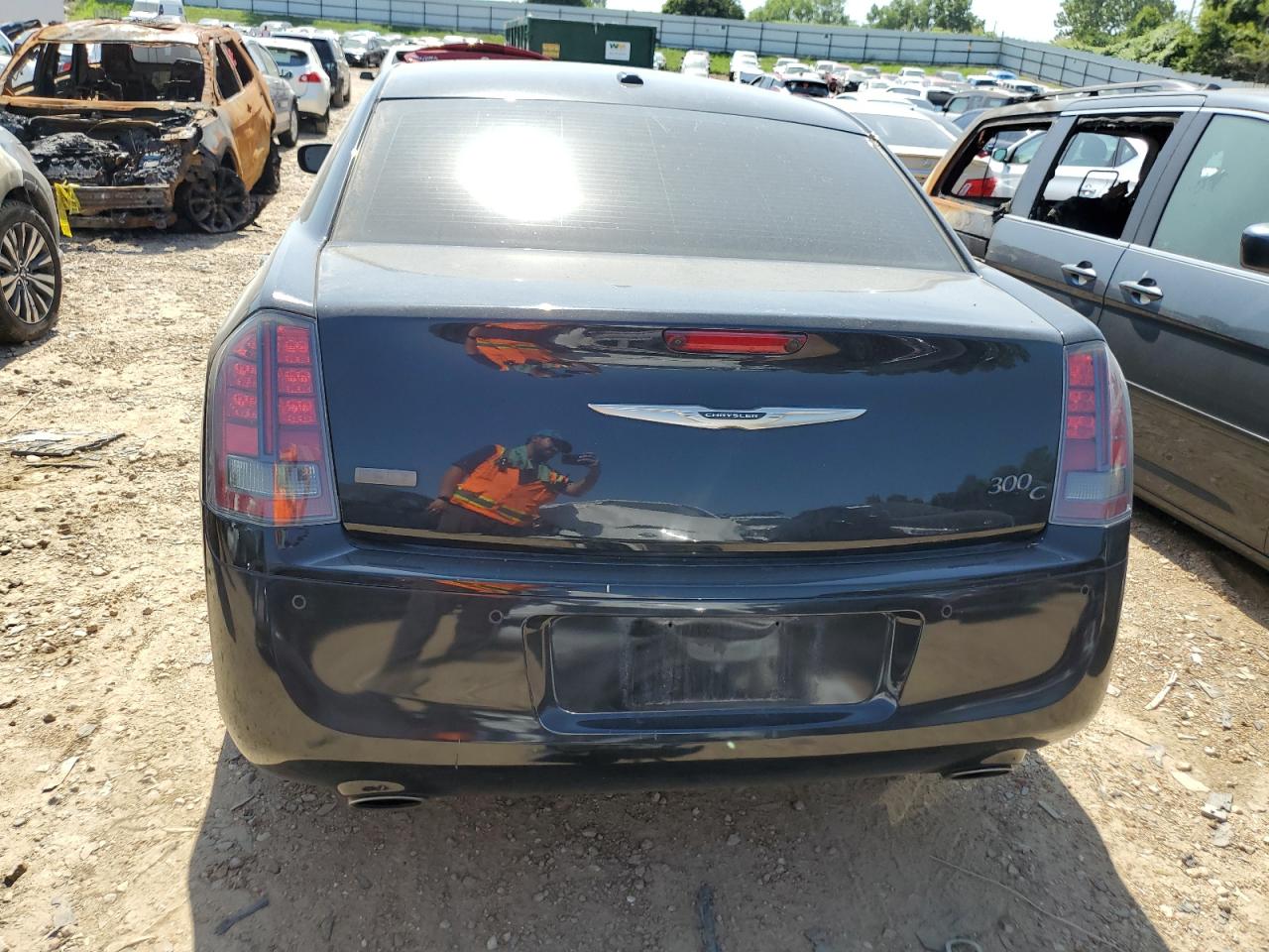 Photo 5 VIN: 2C3CCADG8EH241832 - CHRYSLER 300 