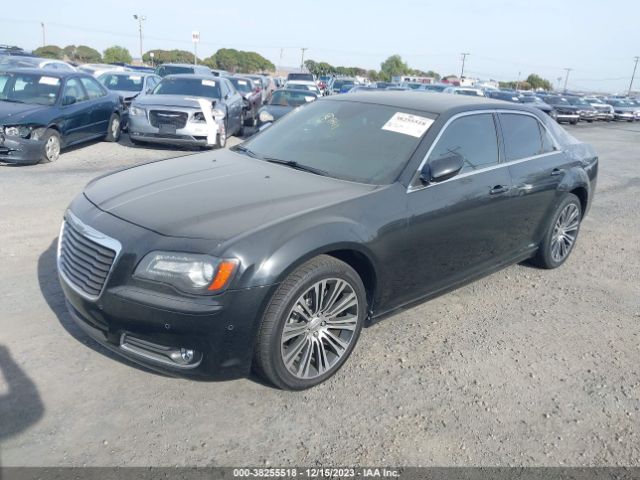 Photo 1 VIN: 2C3CCADT0CH232617 - CHRYSLER 300 