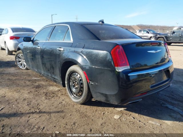 Photo 2 VIN: 2C3CCAEG0GH320395 - CHRYSLER 300C 