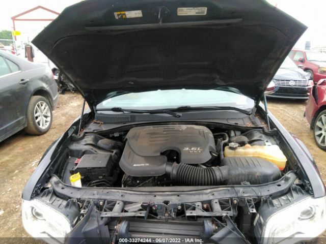 Photo 9 VIN: 2C3CCAEG0GH333812 - CHRYSLER 300 