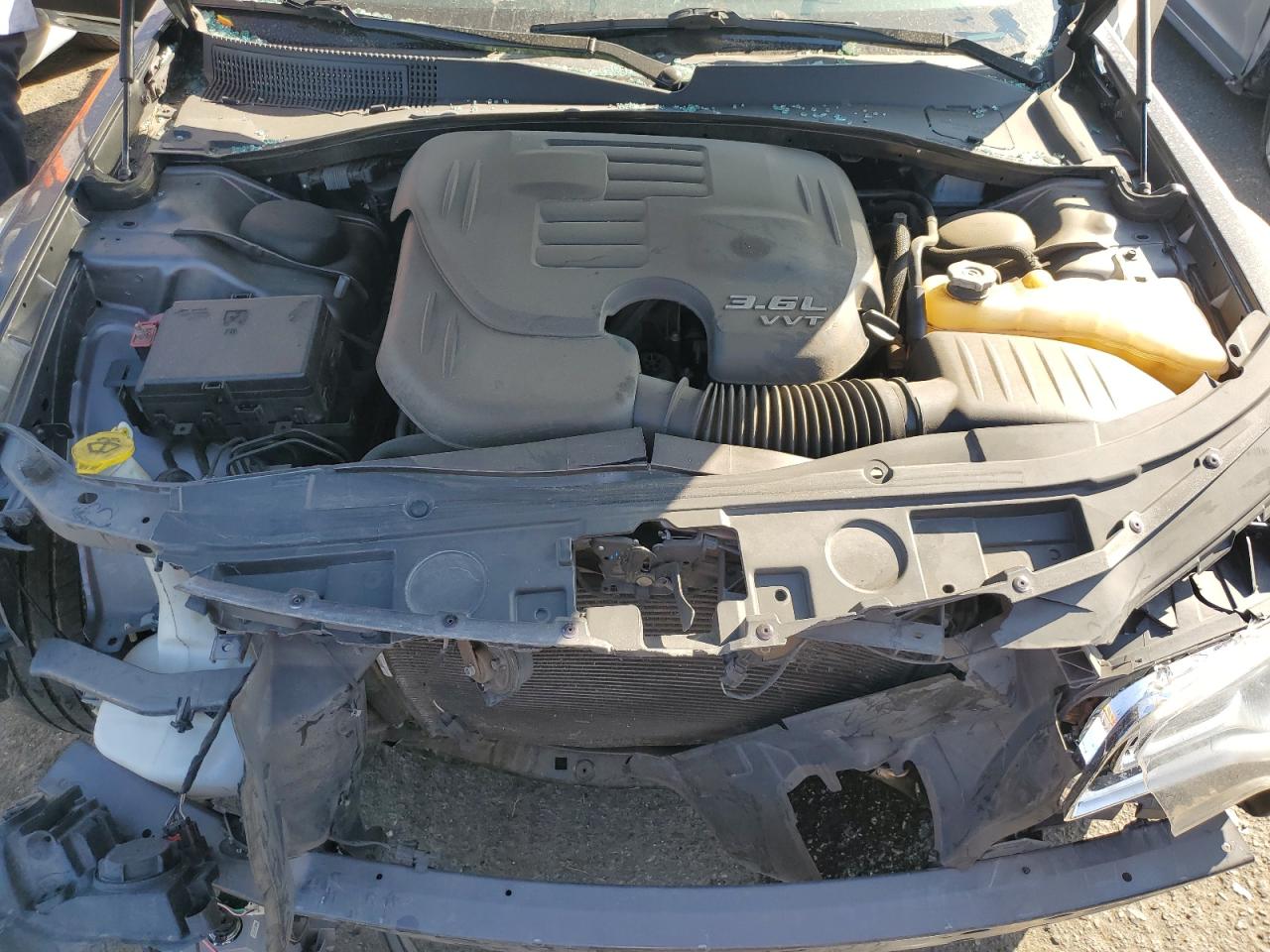 Photo 10 VIN: 2C3CCAEG0JH148795 - CHRYSLER 300 