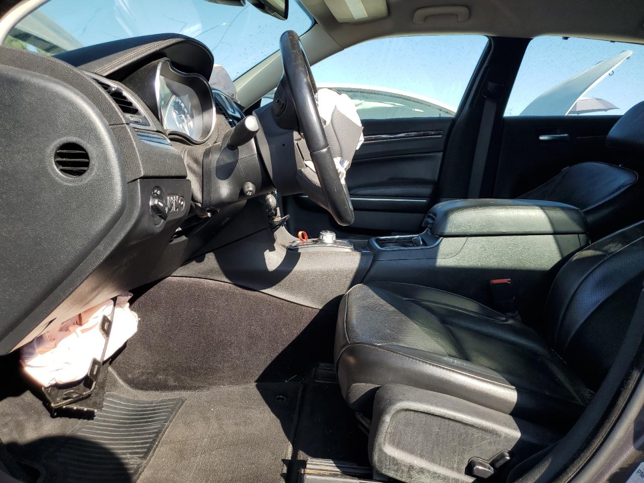 Photo 6 VIN: 2C3CCAEG0JH148795 - CHRYSLER 300 