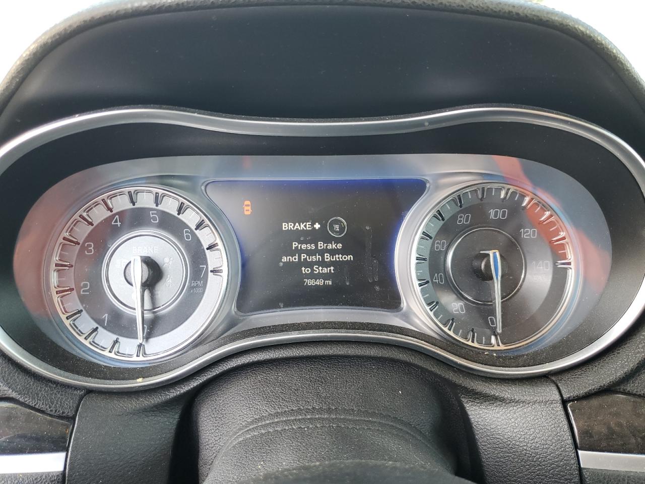 Photo 8 VIN: 2C3CCAEG0JH148795 - CHRYSLER 300 
