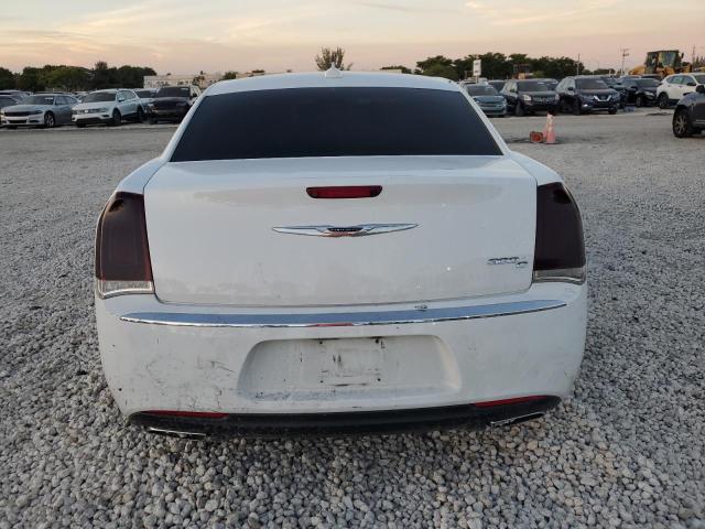 Photo 5 VIN: 2C3CCAEG1GH105687 - CHRYSLER 300C 