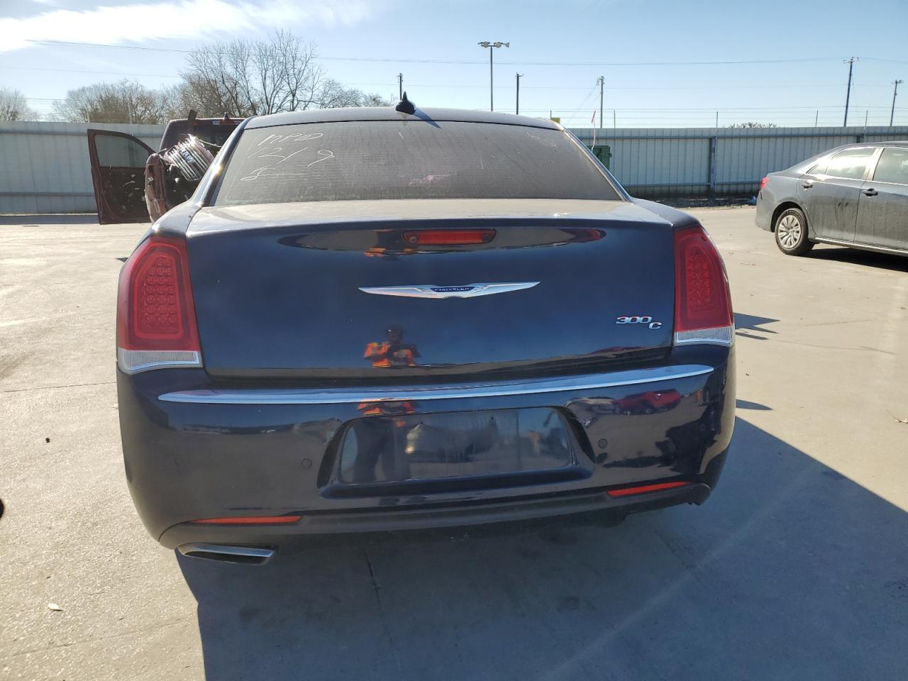 Photo 5 VIN: 2C3CCAEG1HH586557 - CHRYSLER 300 