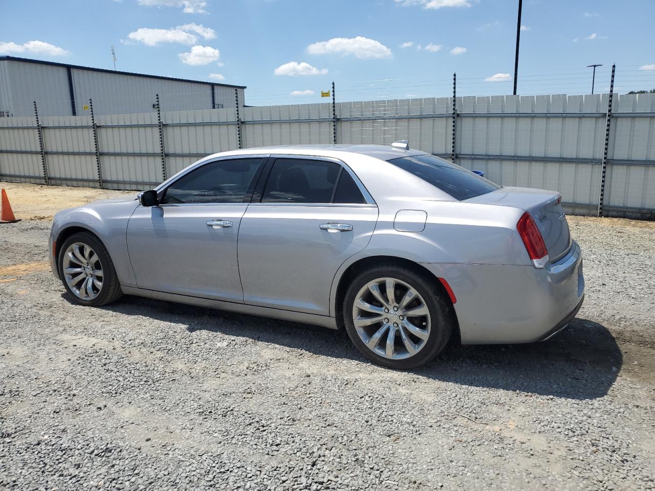 Photo 1 VIN: 2C3CCAEG1HH667946 - CHRYSLER 300 