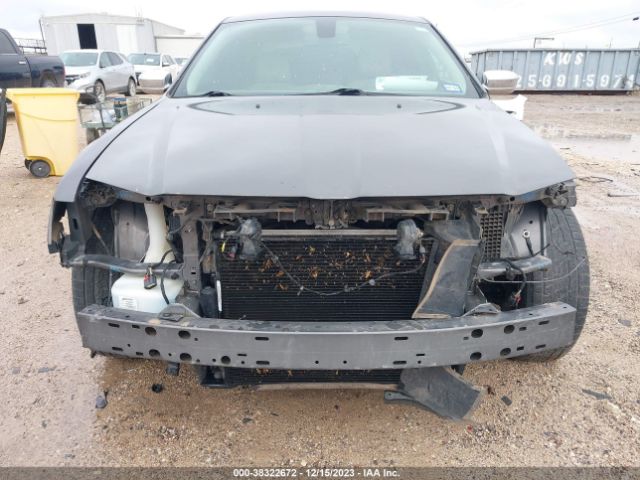 Photo 5 VIN: 2C3CCAEG1JH127003 - CHRYSLER 300 