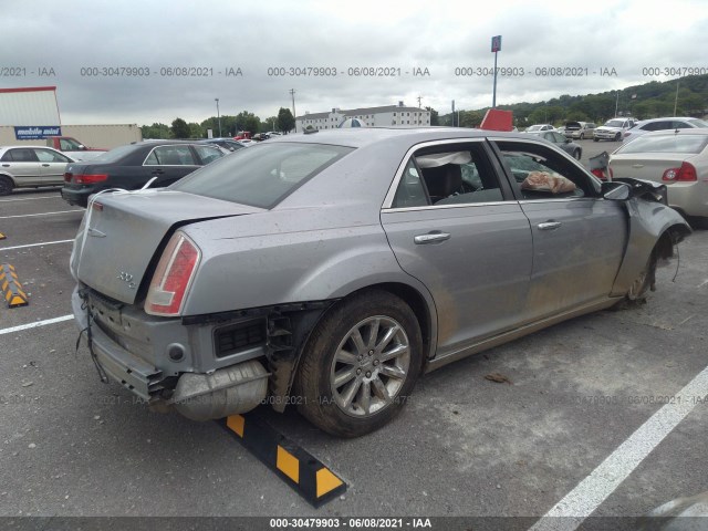 Photo 3 VIN: 2C3CCAEG2EH228766 - CHRYSLER 300 