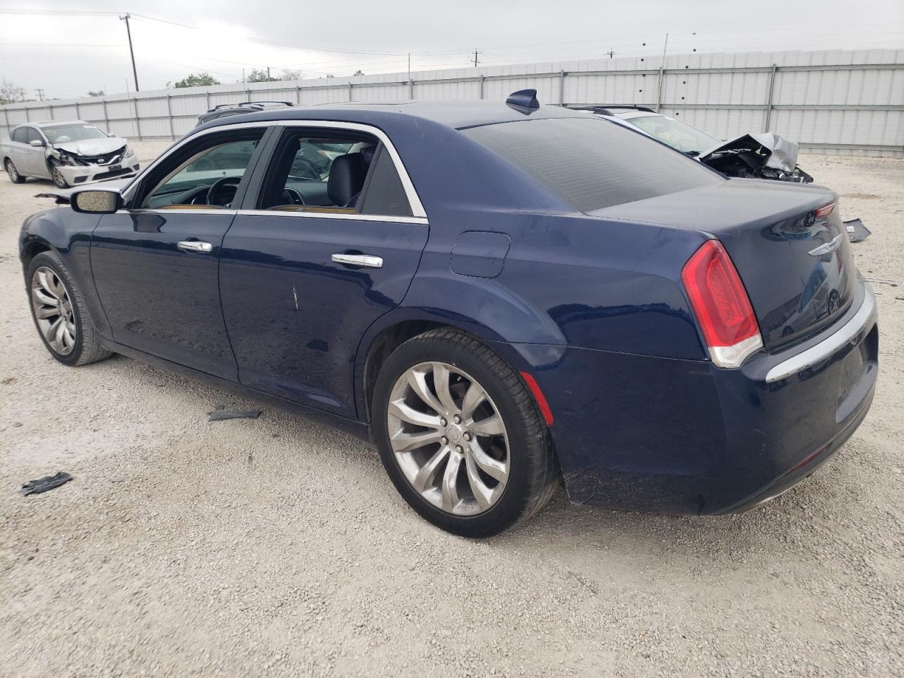 Photo 1 VIN: 2C3CCAEG2FH756261 - CHRYSLER 300 