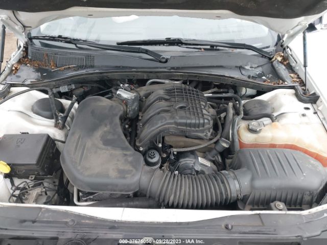 Photo 9 VIN: 2C3CCAEG2GH324657 - CHRYSLER 300 