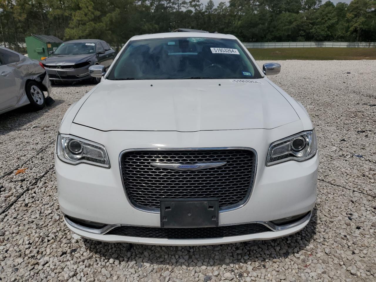 Photo 4 VIN: 2C3CCAEG2HH625799 - CHRYSLER 300 