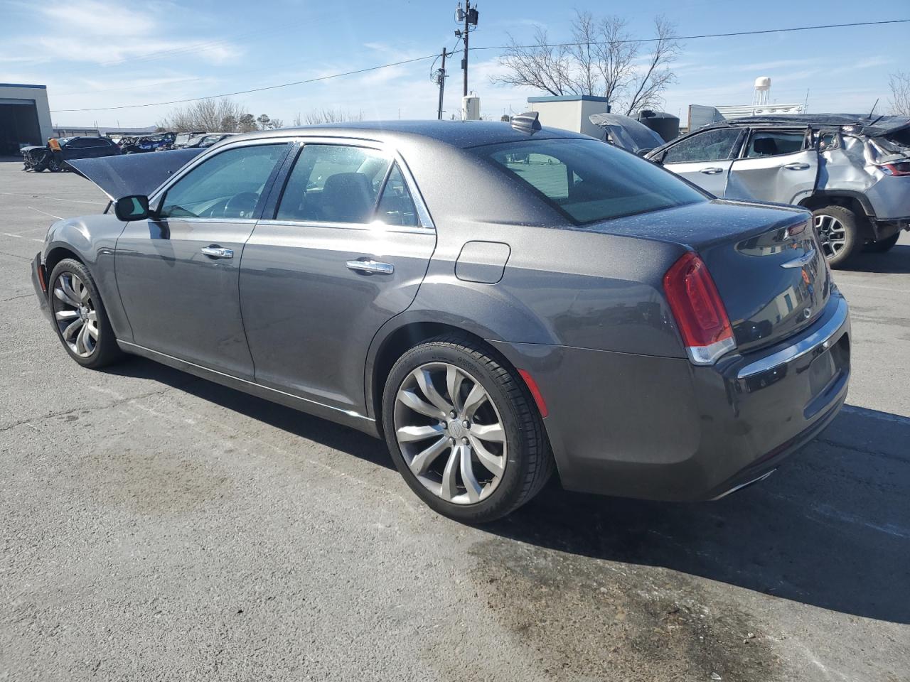 Photo 1 VIN: 2C3CCAEG2KH585991 - CHRYSLER 300 