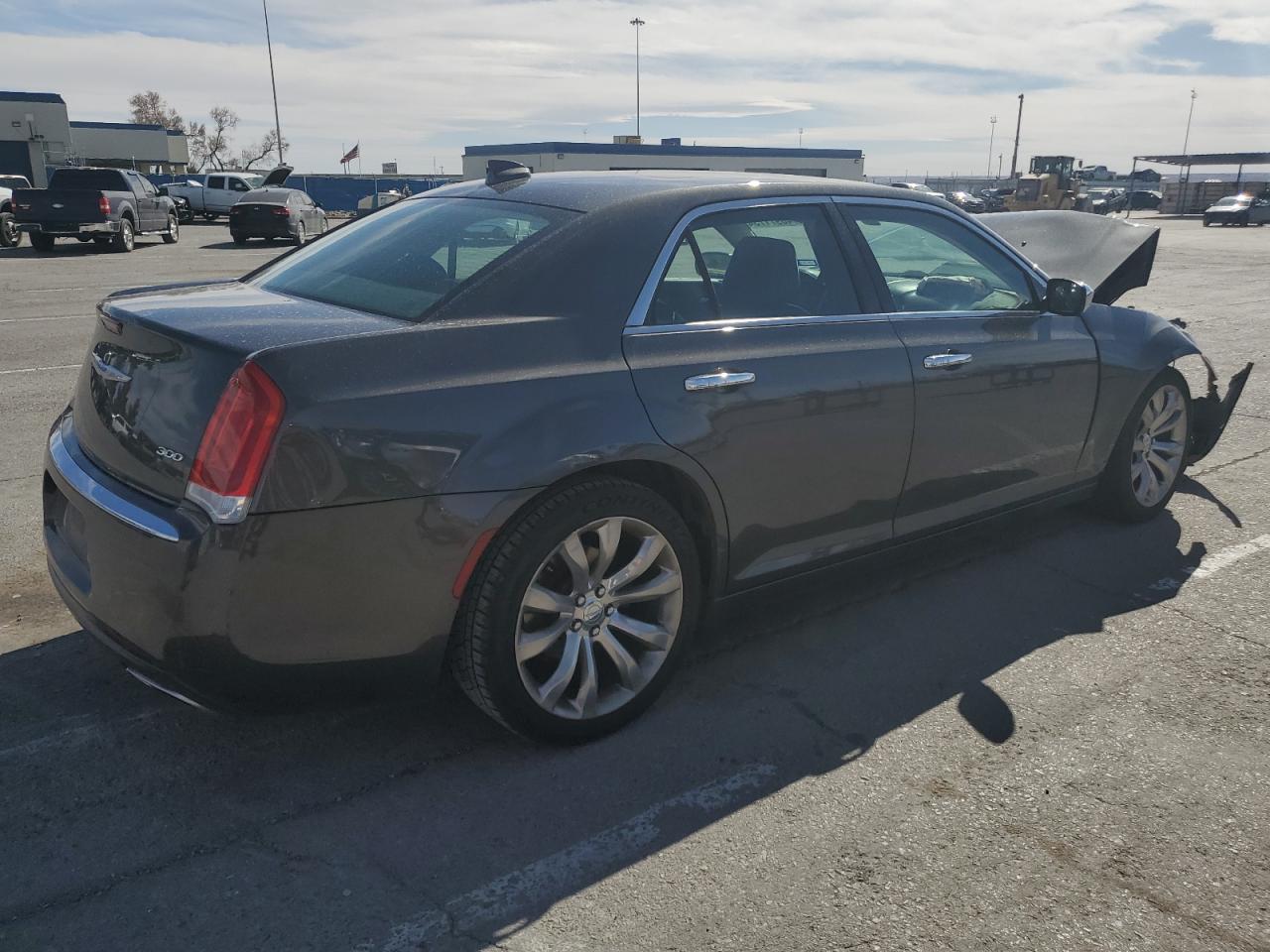 Photo 2 VIN: 2C3CCAEG2KH585991 - CHRYSLER 300 