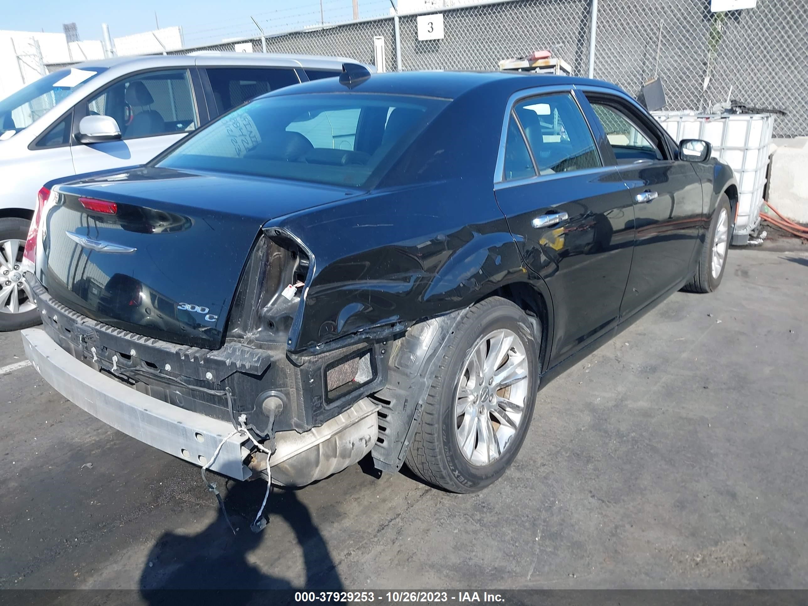 Photo 3 VIN: 2C3CCAEG3GH175580 - CHRYSLER 300 