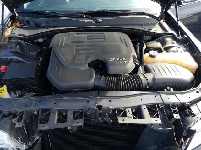 Photo 6 VIN: 2C3CCAEG3HH596569 - CHRYSLER 300C 