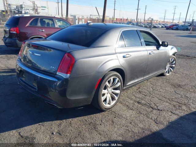 Photo 3 VIN: 2C3CCAEG3JH130095 - CHRYSLER 300 