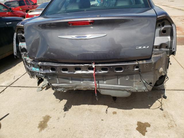 Photo 8 VIN: 2C3CCAEG3JH136897 - CHRYSLER 300 