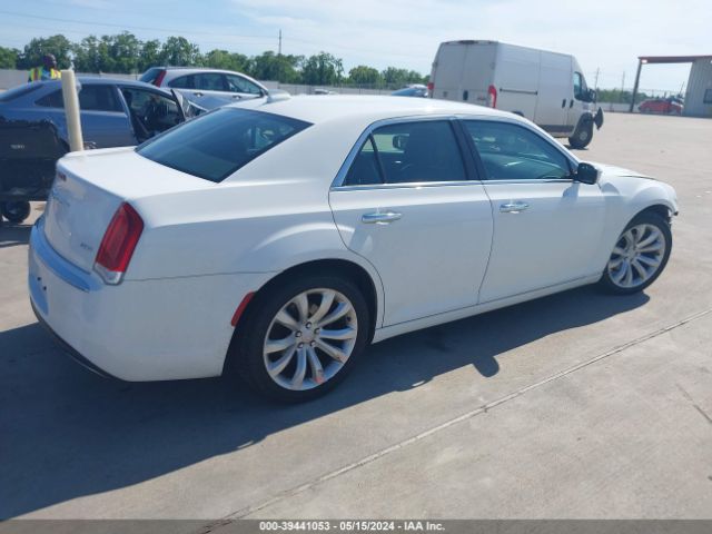 Photo 3 VIN: 2C3CCAEG3JH145888 - CHRYSLER 300 