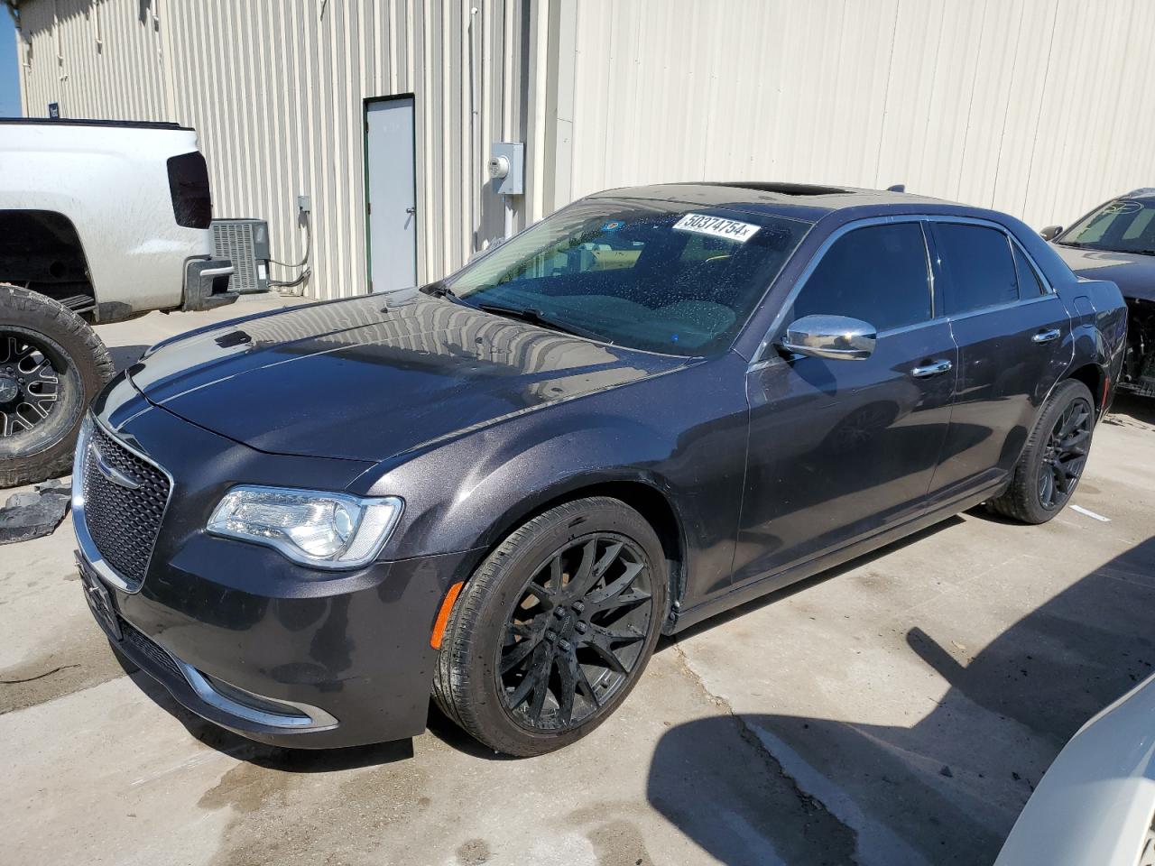 Photo 0 VIN: 2C3CCAEG3KH585692 - CHRYSLER 300 