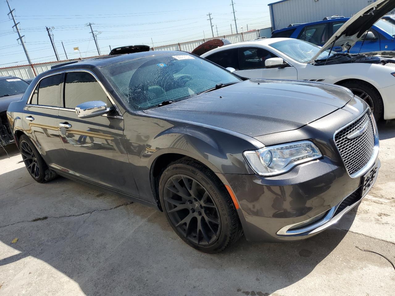 Photo 3 VIN: 2C3CCAEG3KH585692 - CHRYSLER 300 