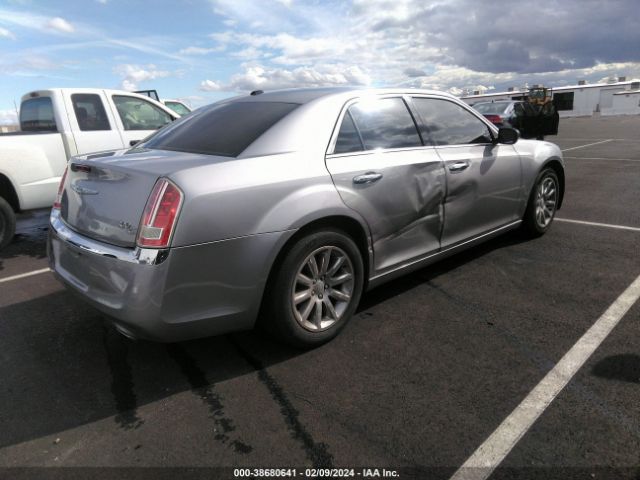 Photo 3 VIN: 2C3CCAEG4DH621070 - CHRYSLER 300C 