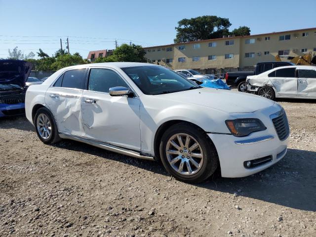 Photo 3 VIN: 2C3CCAEG4EH303760 - CHRYSLER 300C 