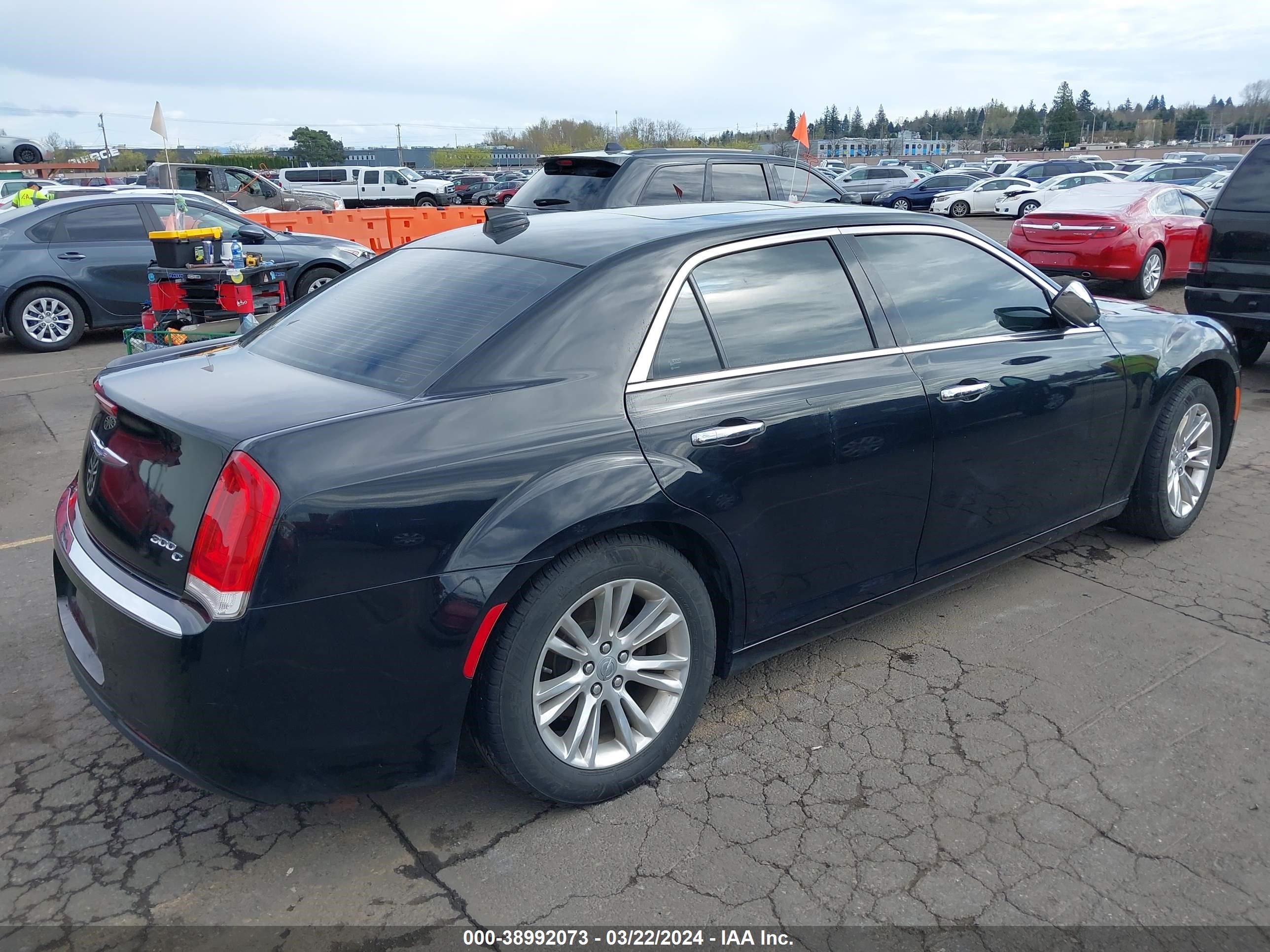 Photo 3 VIN: 2C3CCAEG4GH105795 - CHRYSLER 300C 