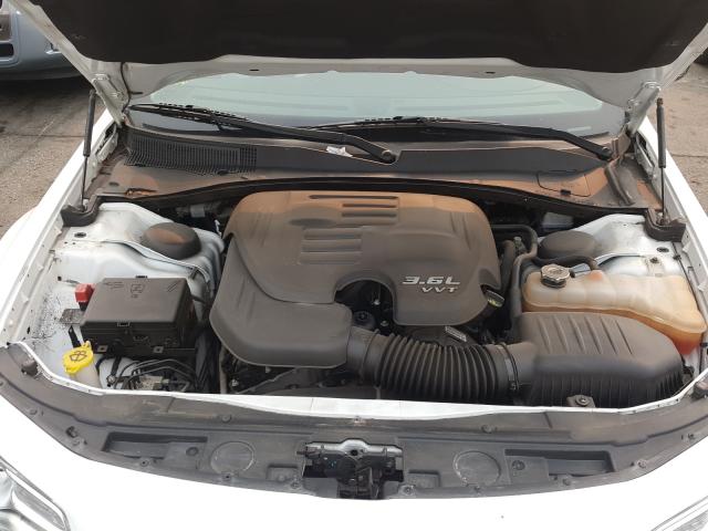 Photo 6 VIN: 2C3CCAEG4HH549874 - CHRYSLER 300C 