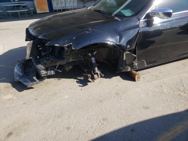 Photo 8 VIN: 2C3CCAEG4JH127013 - CHRYSLER 300 LIMITE 