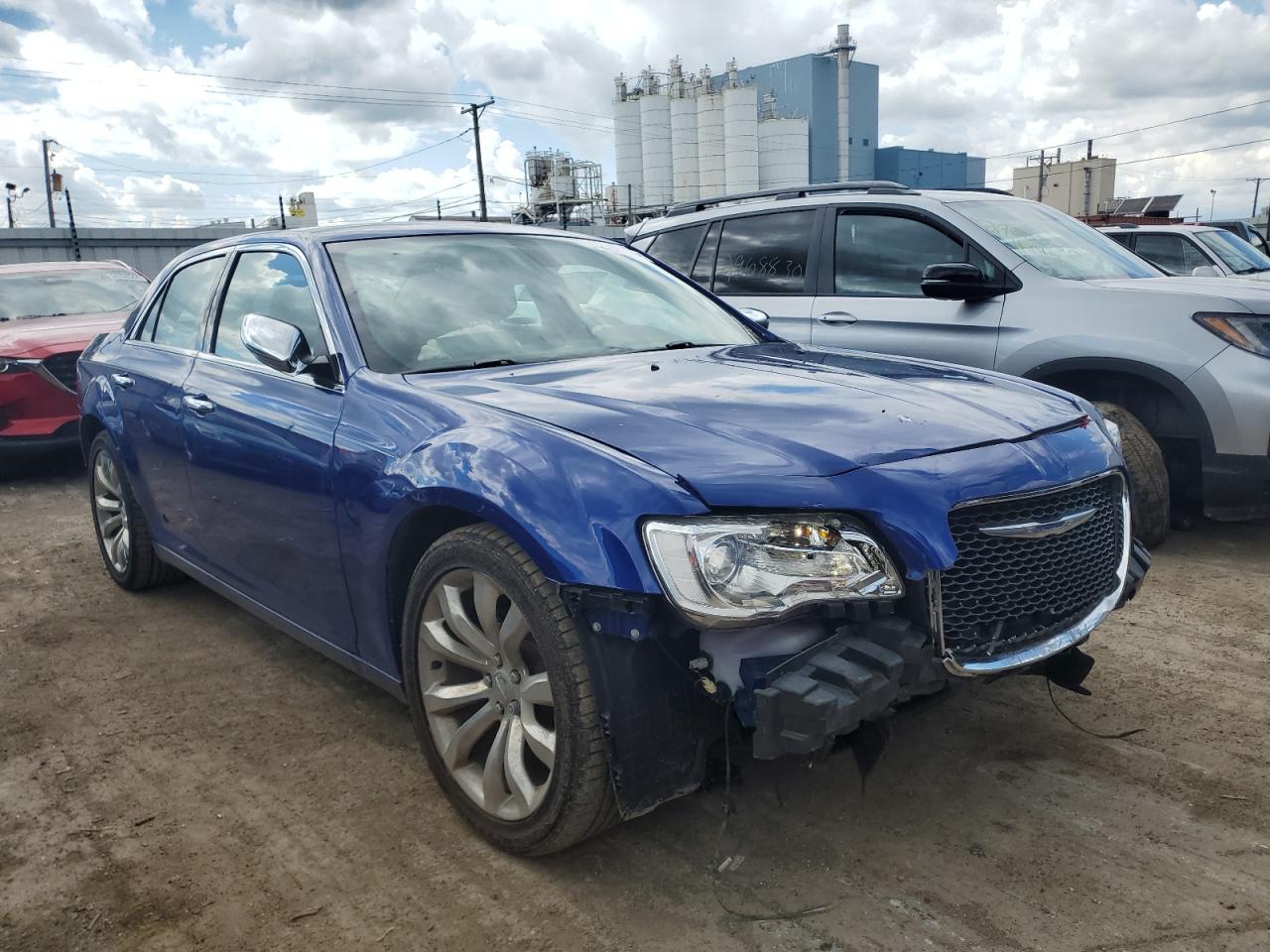 Photo 3 VIN: 2C3CCAEG4JH203944 - CHRYSLER 300 